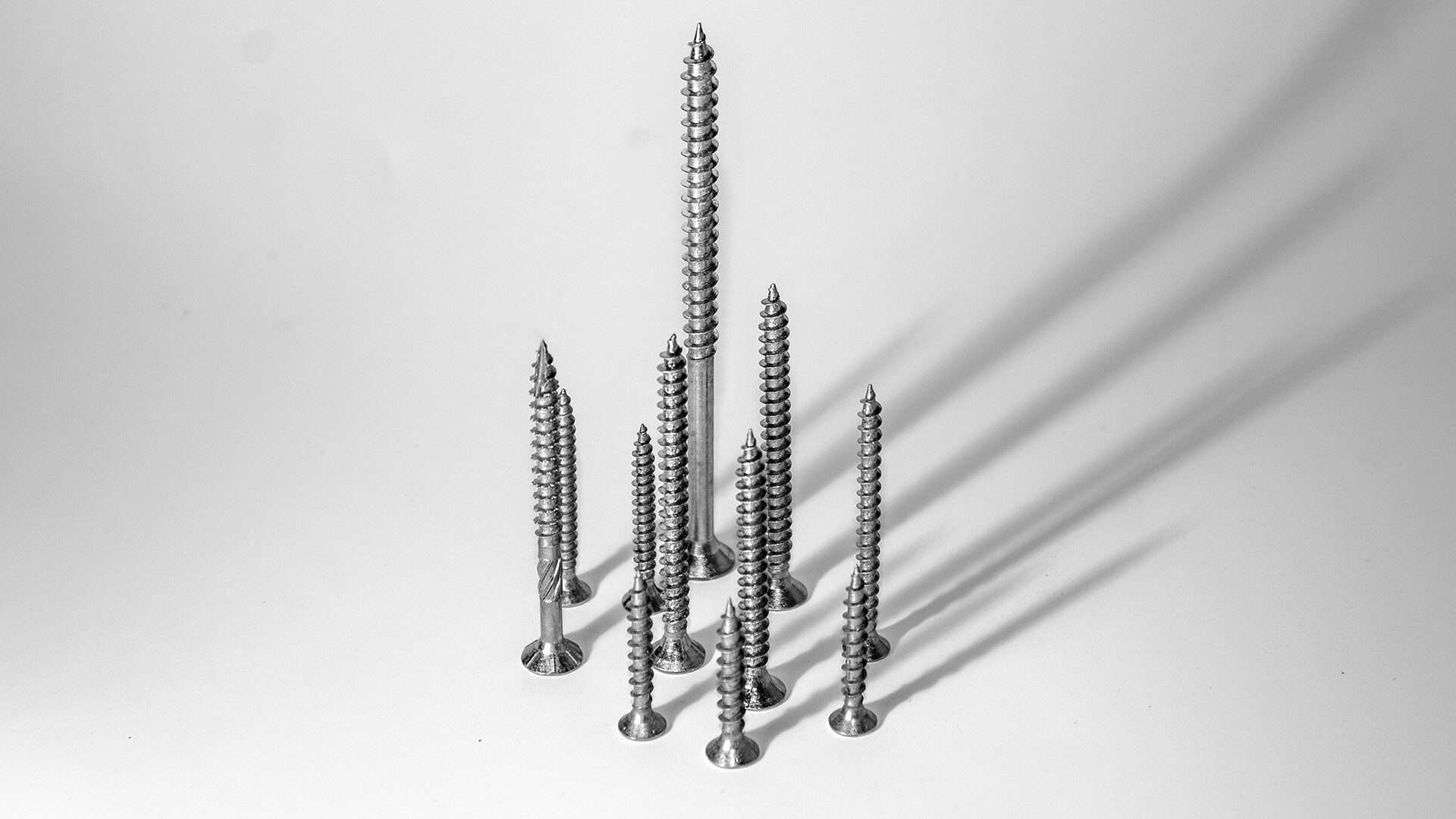 screws-different-size